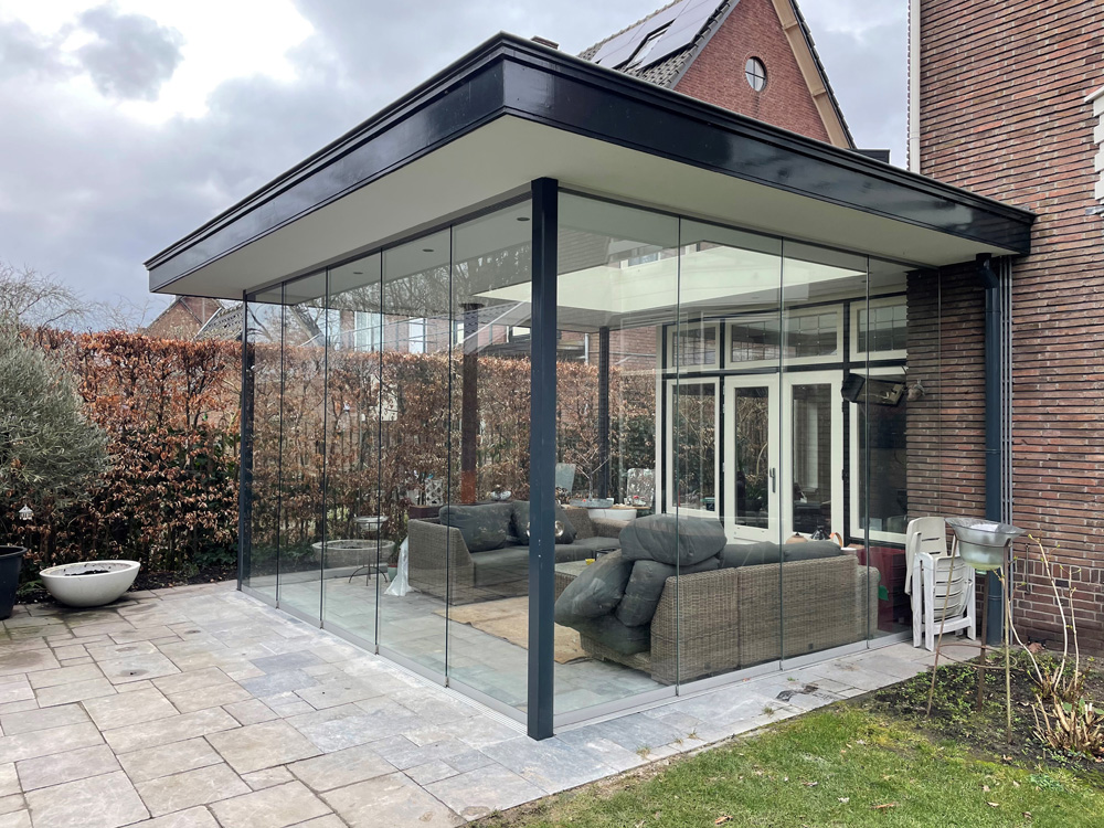 Glazen Schuifpui Cor Brandsma.jpg